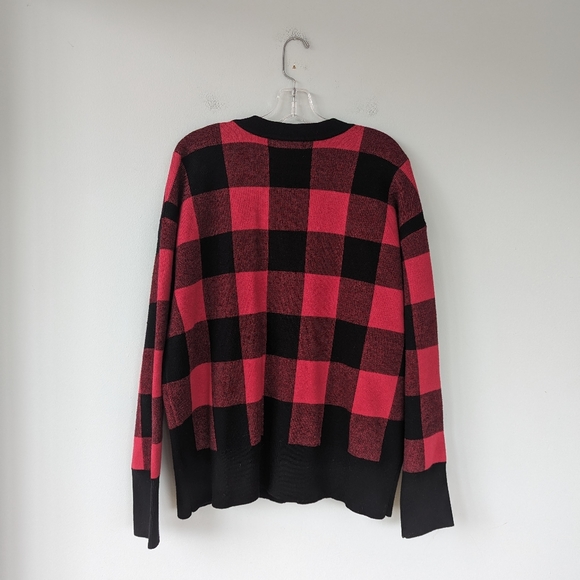 Tommy Bahama Red Buffalo Plaid Holiday Crystal Button Cardigan Sweater - Picture 8 of 8